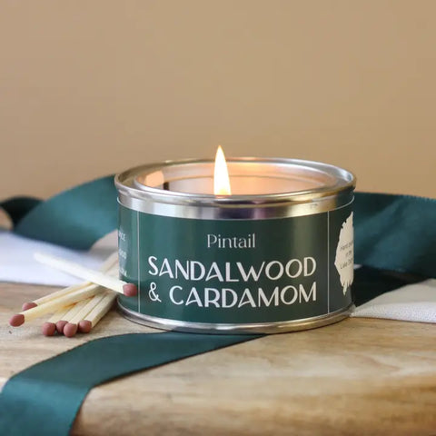 Candle - Sandalwood And Cardamom